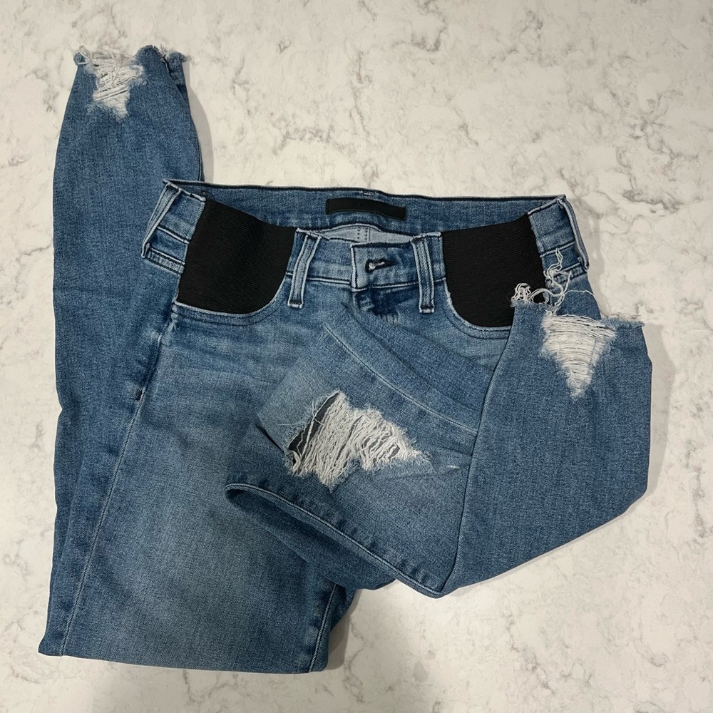 Joe’s the icon ripped chewed hem maternity jeans (rookie)